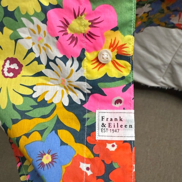 FRANK & EILEEN Floral Multicolor Women's Top - Picture 7 of 11